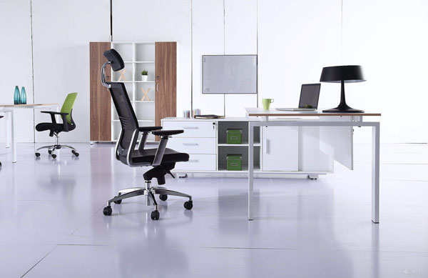 辦公家具磕碰了怎么辦？