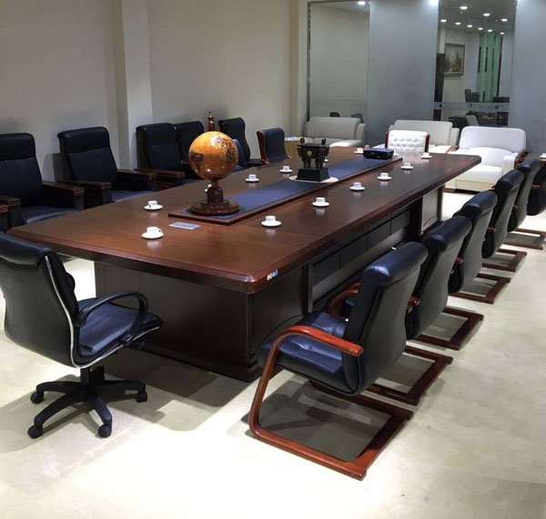 不同材質(zhì)與種類的辦公家具如何養(yǎng)護(hù)？